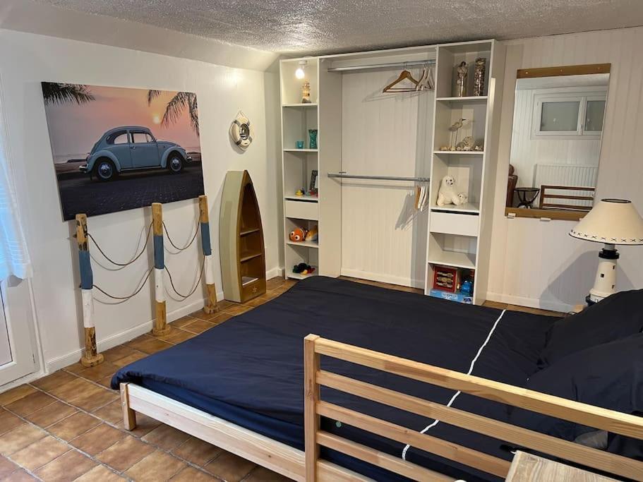 Maison Independante Avec 6 Proche Du Tram A Holiday home