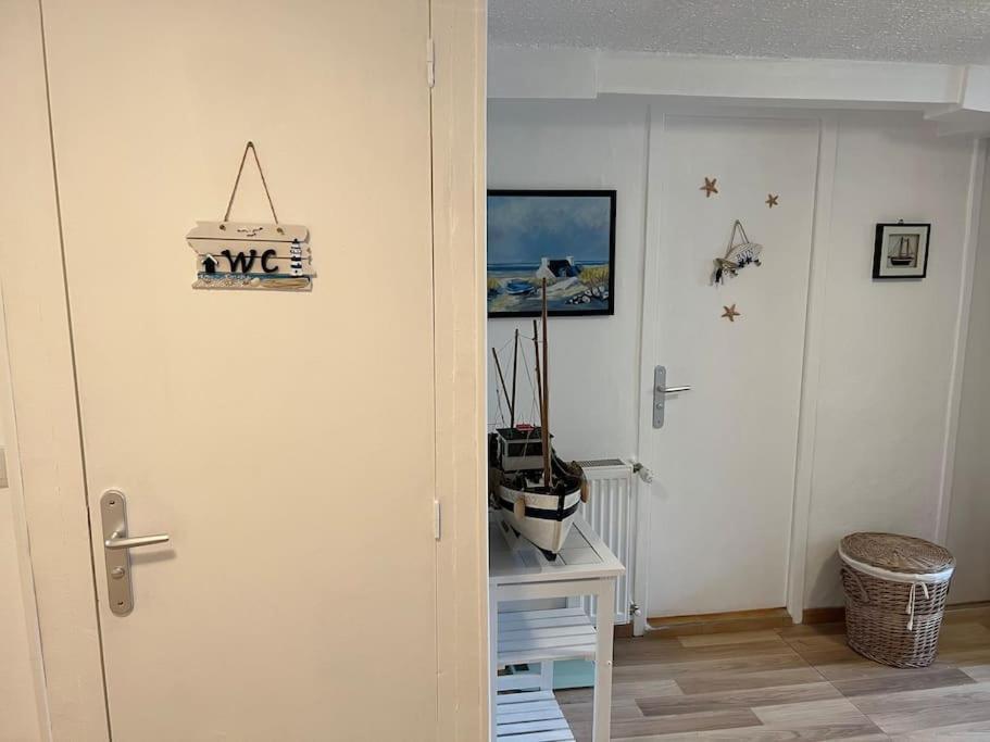 Maison Independante Avec 6 Proche Du Tram A Holiday home *