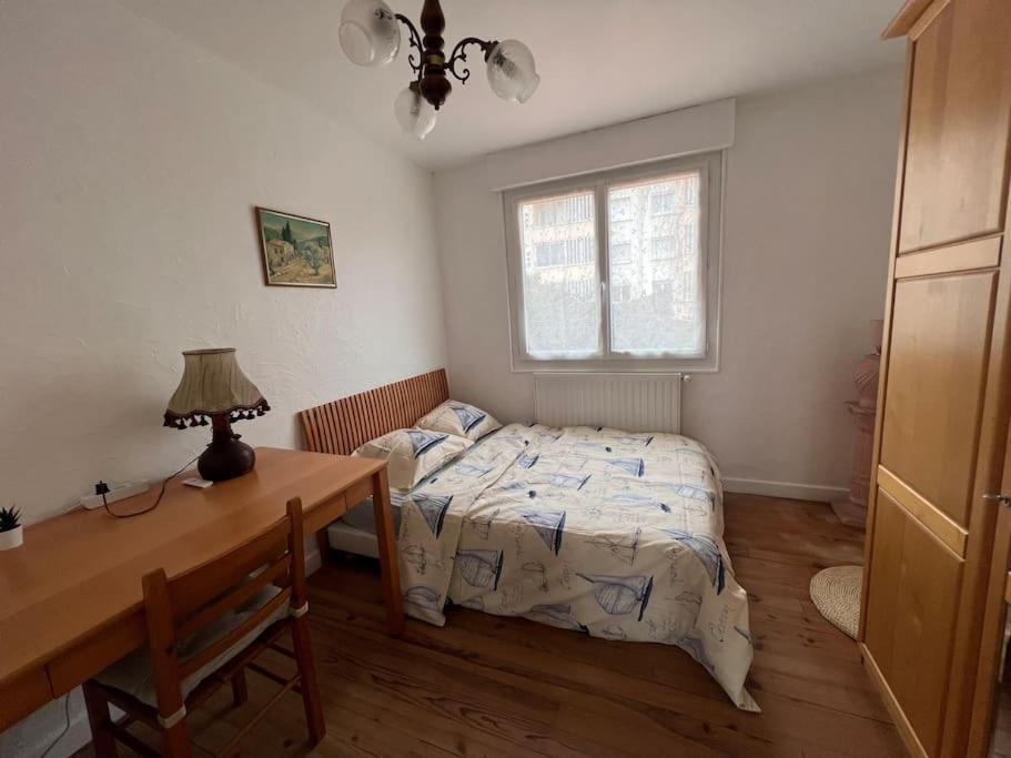 Maison Independante Avec 6 Proche Du Tram A Holiday home